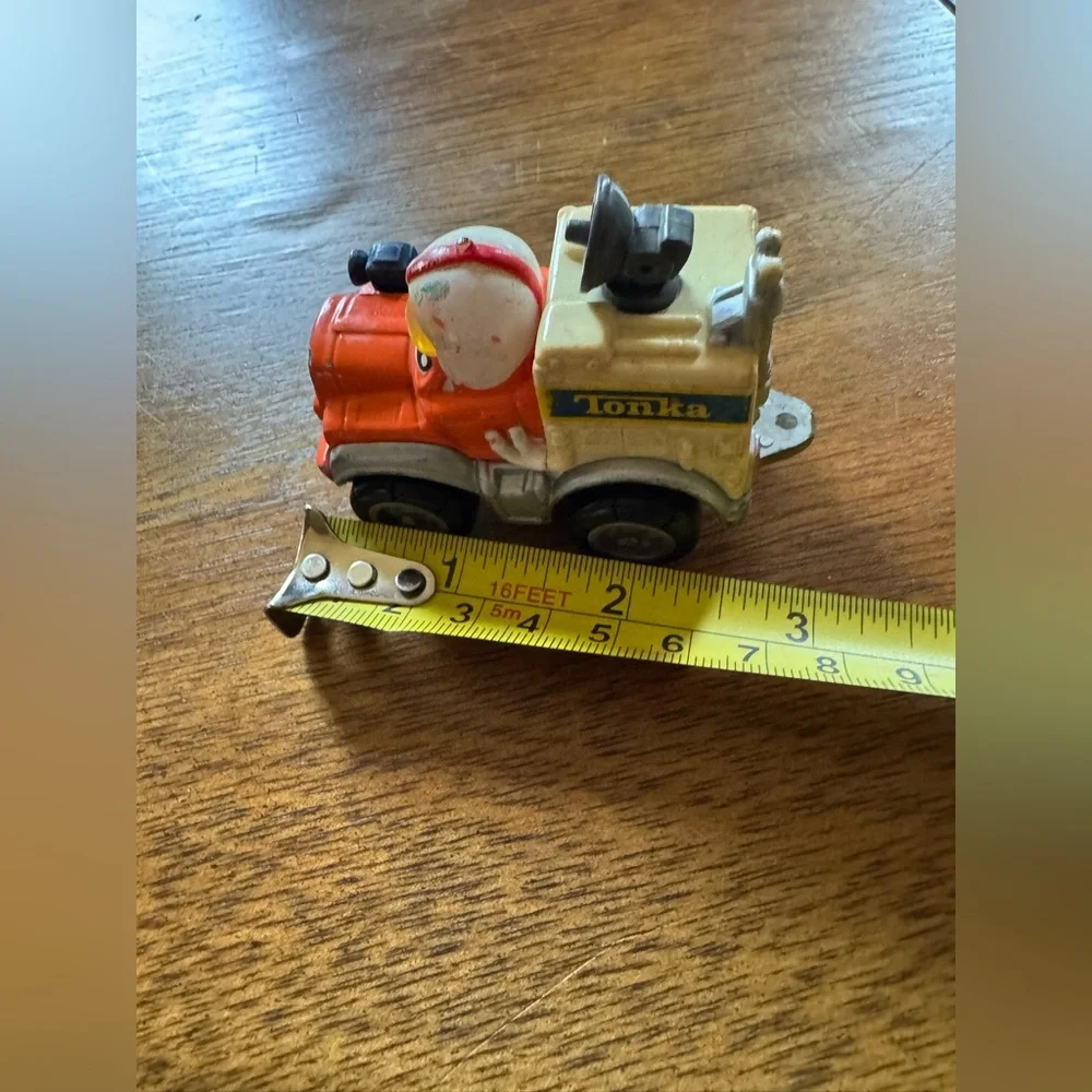 Maisto Tonka Lil Chuck & Friends Die Cast Metal Satellite Truck Orange 2002 - Picture 7 of 7